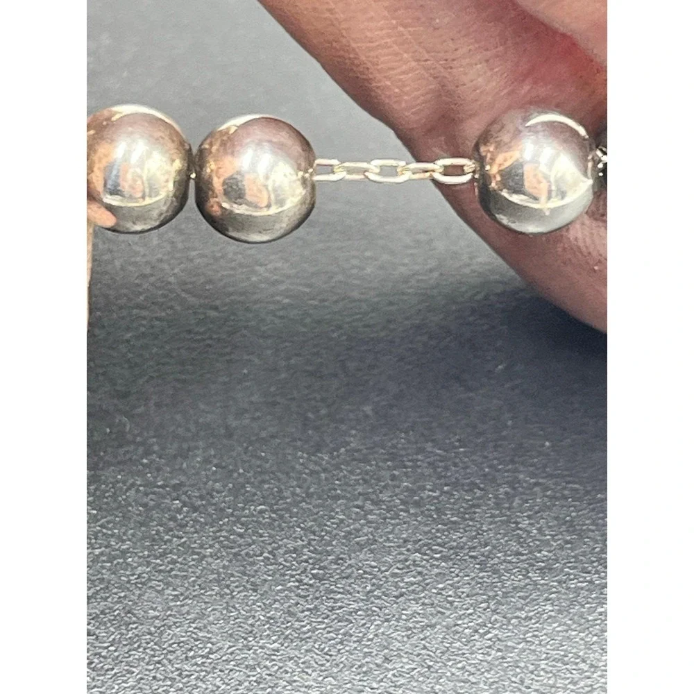 Tiffany & Co Authenticated Hardwear Sterling‎ Graduated Beaded Soldered Necklace